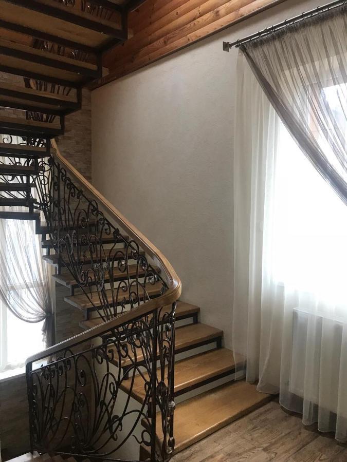 ホテル Писанка Плюс ヤレムチャ エクステリア 写真